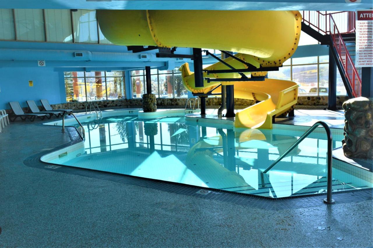 Fernie Stanford Resort ภายนอก รูปภาพ
