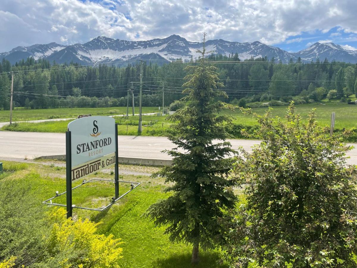 Fernie Stanford Resort ภายนอก รูปภาพ