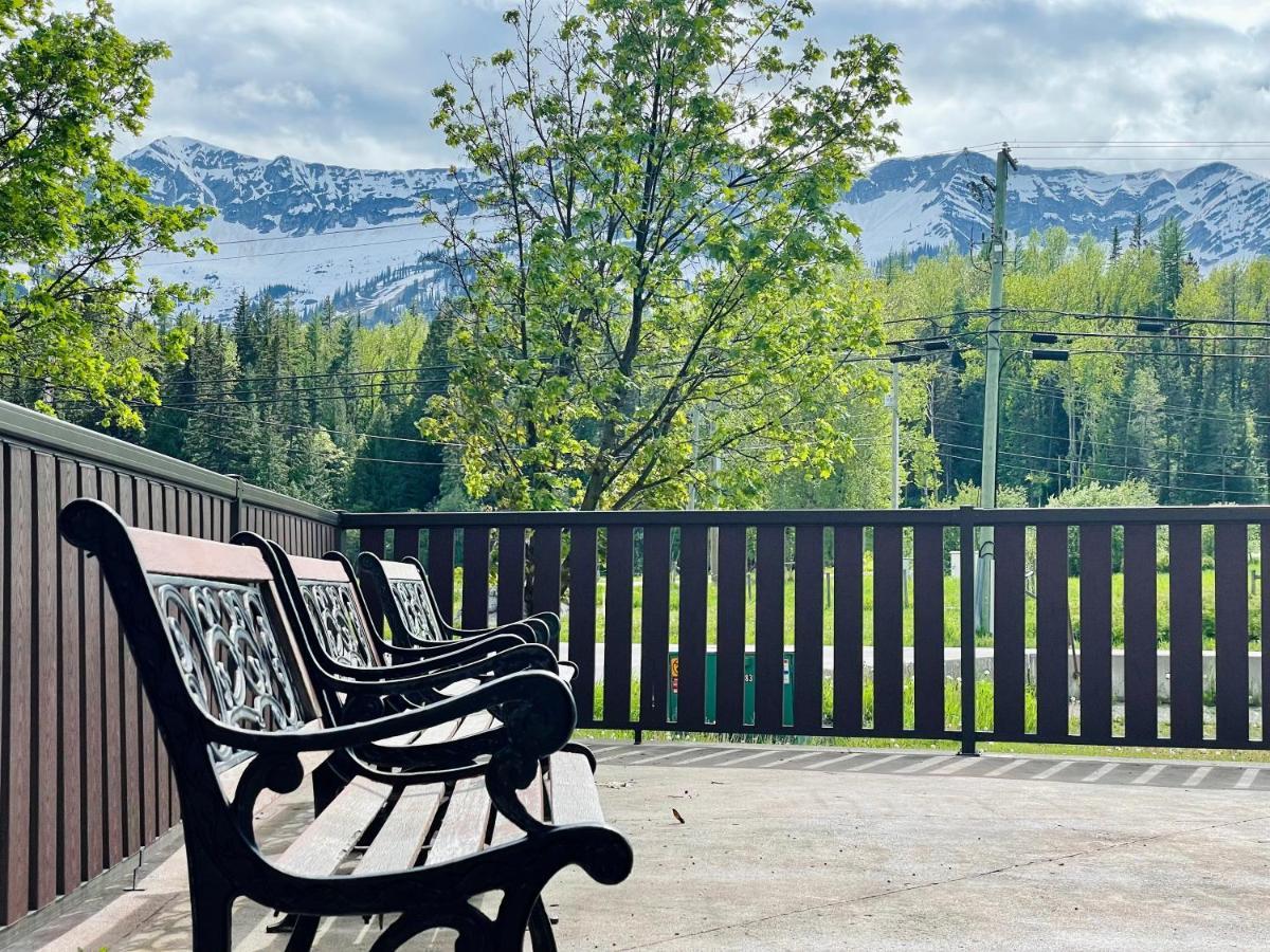 Fernie Stanford Resort ภายนอก รูปภาพ