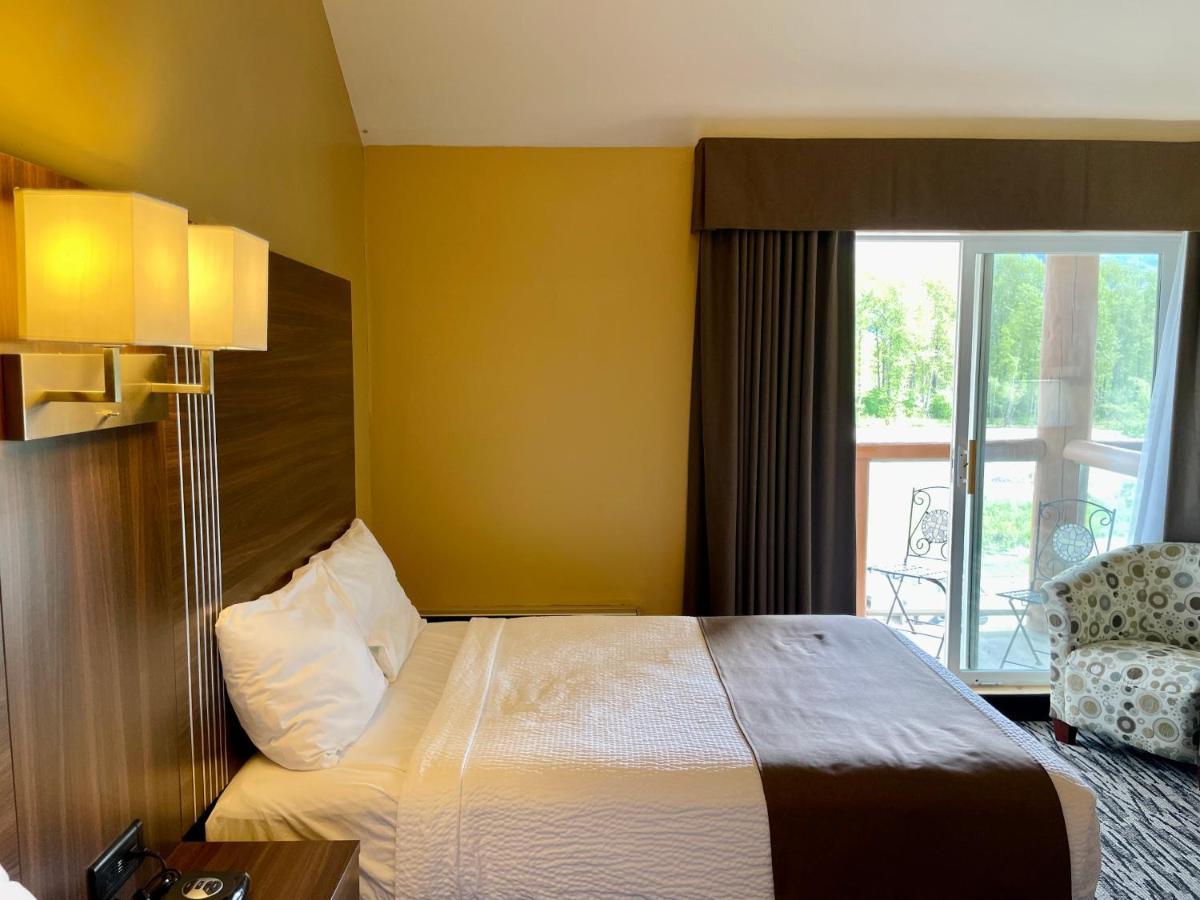 Fernie Stanford Resort ภายนอก รูปภาพ