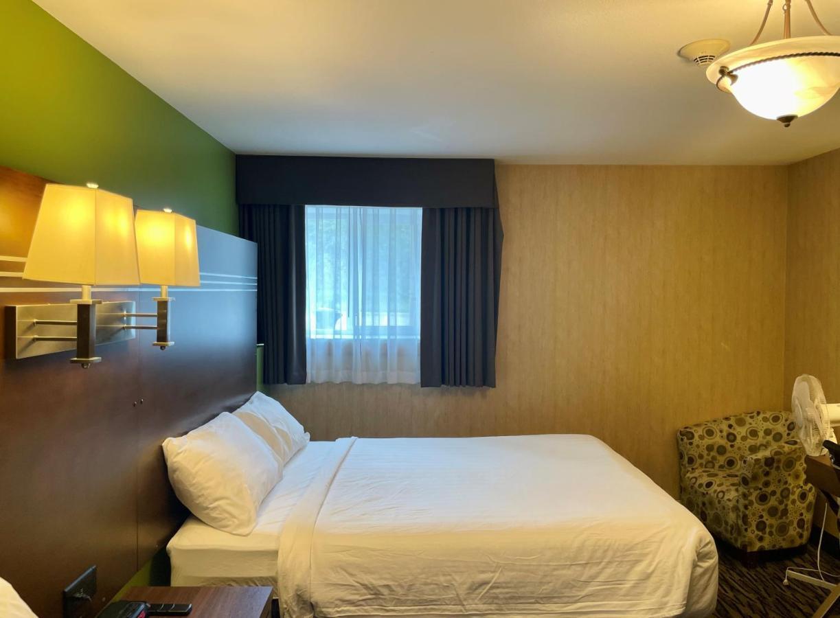 Fernie Stanford Resort ภายนอก รูปภาพ